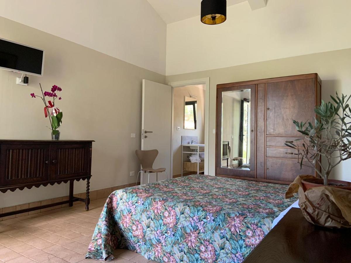 Agriturismo Ss Annunziata San Vincenzo Bagian luar foto